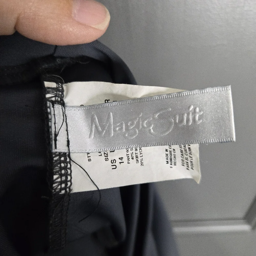 Magicsuit slatr gray